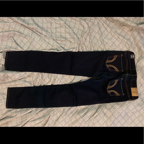 Hollister Skinny Dark Wash Low Rise Jeans - Picture 3 of 3